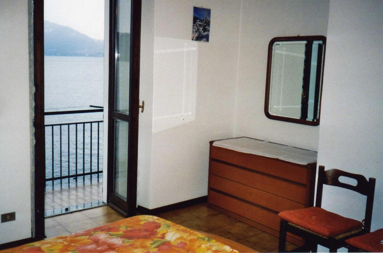 Casa In Riva Al Lago Varenna Extérieur photo
