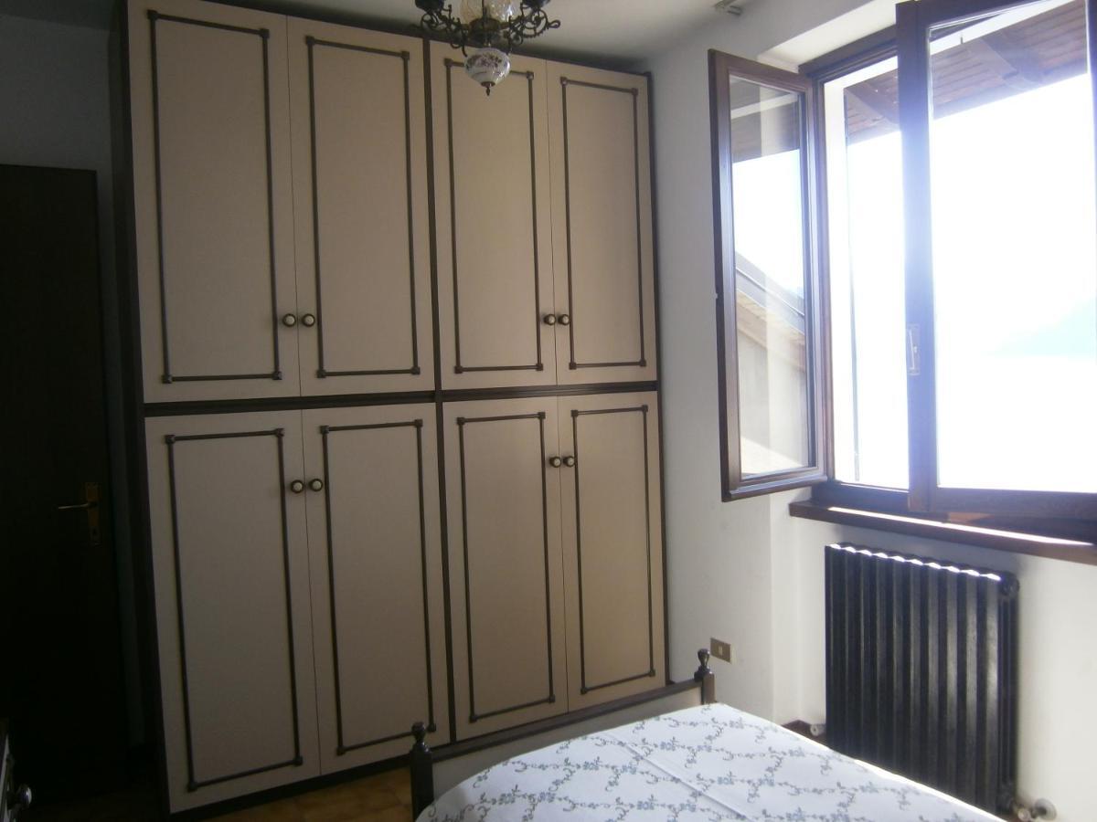 Casa In Riva Al Lago Varenna Extérieur photo