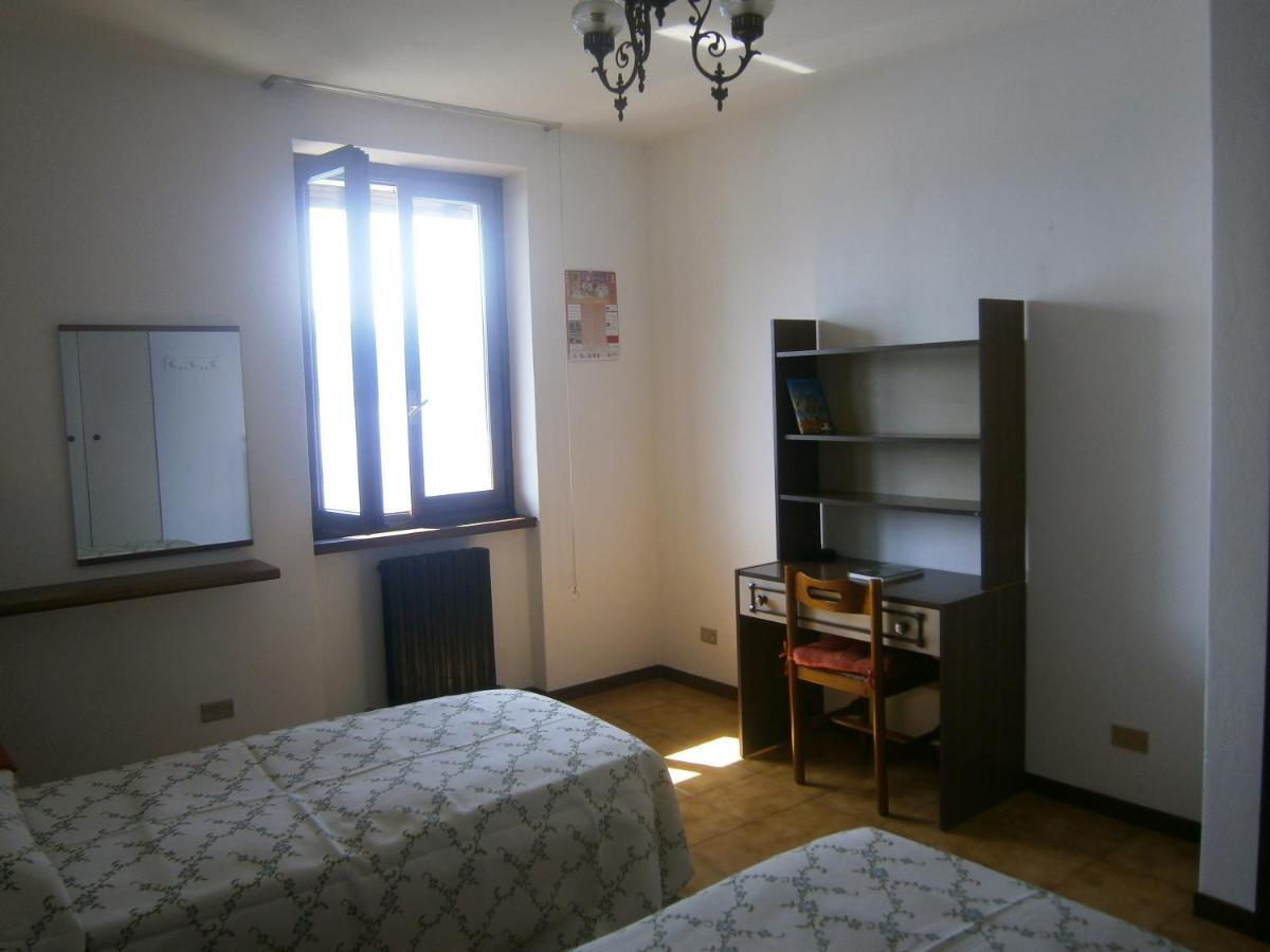 Casa In Riva Al Lago Varenna Extérieur photo